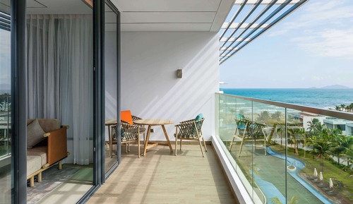 Habitación superior, vistas al jardín