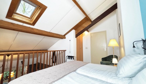 Apartamento Confort, vistas al jardín (stairs only)