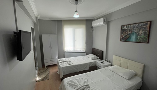 Habitación triple estándar, vistas a la ciudad