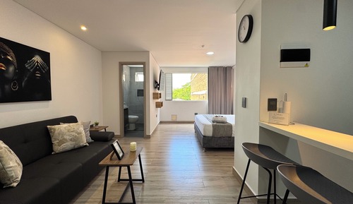 Estudio Deluxe, 1 habitación, balcón