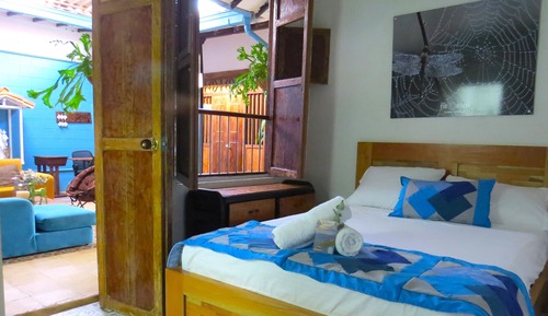 Habitación económica doble, vistas al patio