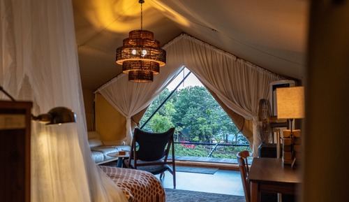 Habitación doble superior, 1 cama de matrimonio, baño privado, vistas a la montaña