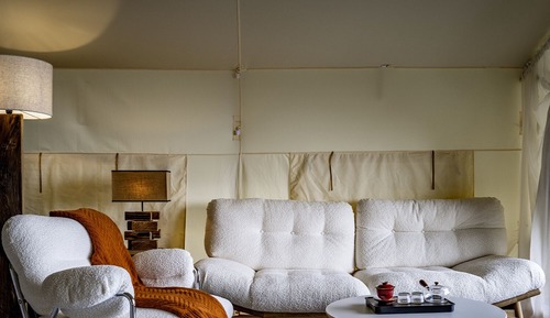 Habitación de lujo doble, 1 cama de matrimonio, baño privado, vistas a la montaña