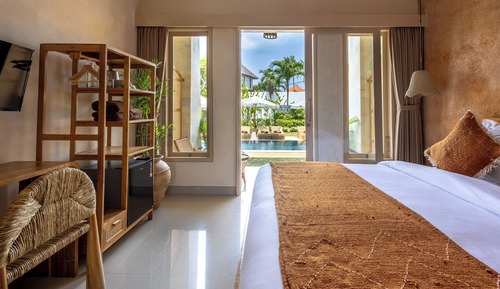 Habitación doble, balcón, vistas a la piscina