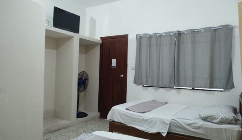Habitación cuádruple estándar