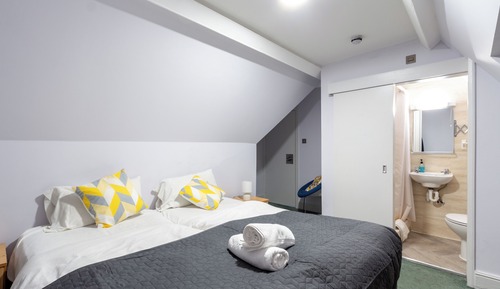 Habitación con 1 cama doble o 2 individuales