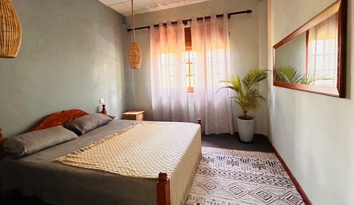 Habitación Confort doble, vistas al jardín