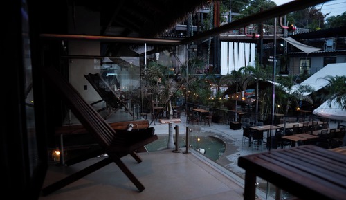Habitación Confort, vistas a la piscina
