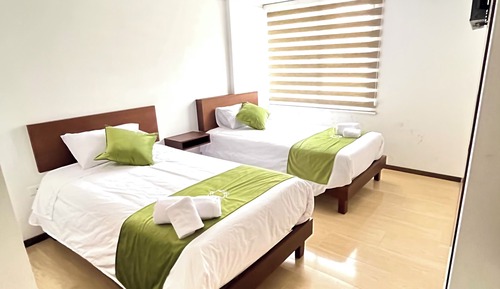 Habitación Deluxe con 2 camas individuales, vistas a la ciudad