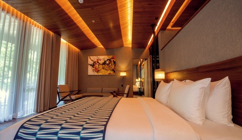 Suite, 1 cama doble, vistas a la piscina (Double  Bed Pool Access)