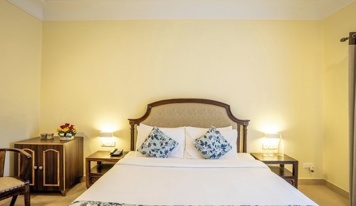 Habitación Deluxe, 1 cama doble, vistas al jardín