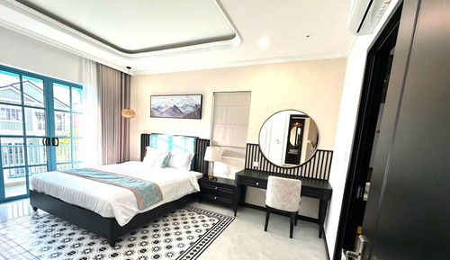 Villa, 3 habitaciones, patio, vistas al jardín