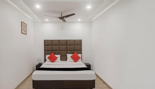 Deluxe Double Room, City View