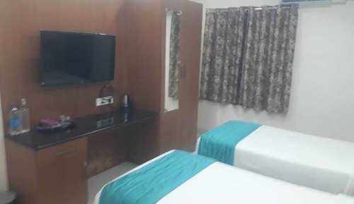 Habitación Deluxe con 1 cama doble o 2 individuales, vistas a la ciudad