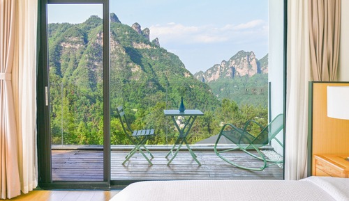 Habitación de lujo doble, 1 cama de matrimonio, baño privado, vistas a la colina