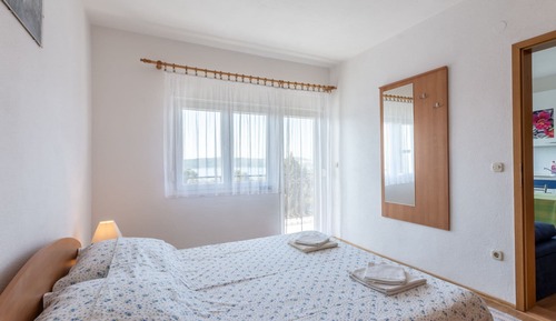 Apartamento (Comfort One Bedroom Apartment with Ba)