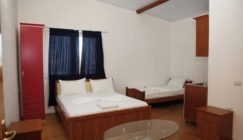 Habitación triple económica