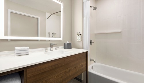 Suite estudio, 1 cama de matrimonio grande, bañera accesible, cocina (Mobility)