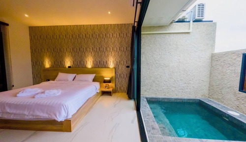 Superior Pool Villa