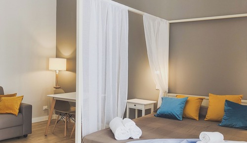 Habitación familiar, balcón