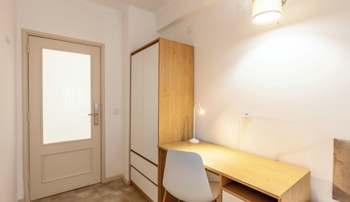 Habitación Confort, balcón, vistas a la ciudad (Quarto C2)