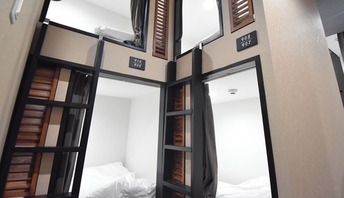 Habitación cuádruple básica, dormitorio mixto