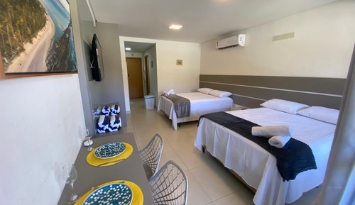 Estudio Deluxe, vistas a la piscina