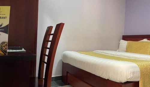 Habitación estándar doble, balcón, vistas a la ciudad