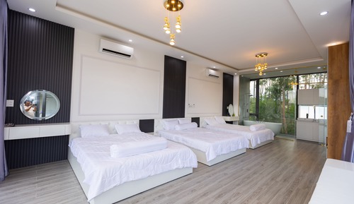 Habitación familiar, bañera