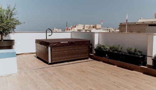 Habitación exclusiva con 1 cama doble o 2 individuales, vistas a la ciudad