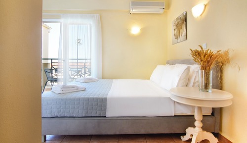 Cozy Double Room