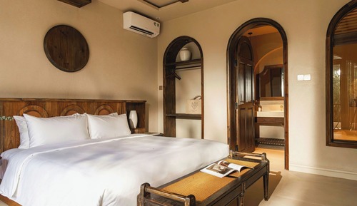 Habitación Deluxe, 1 cama de matrimonio, vistas a la piscina