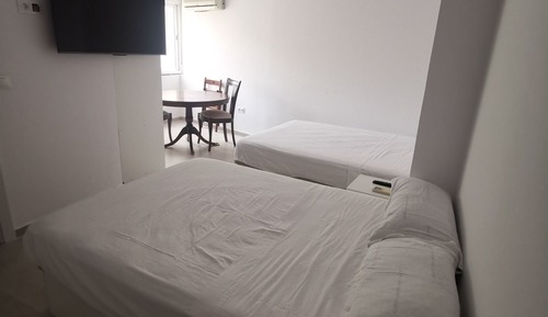 Habitación cuádruple Confort, accesible para personas con discapacidad, baño privado
