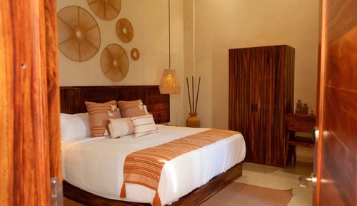 Habitación Confort, 1 cama de matrimonio grande, balcón, vistas al jardín