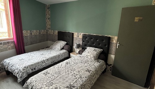 Habitación económica con 1 cama doble o 2 individuales