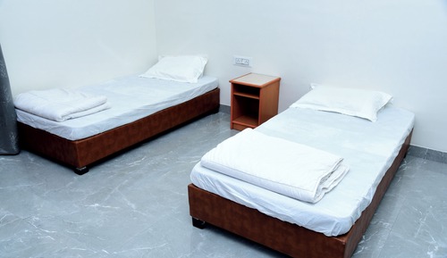 Habitación Deluxe con 1 cama doble o 2 individuales, balcón, vistas a la montaña