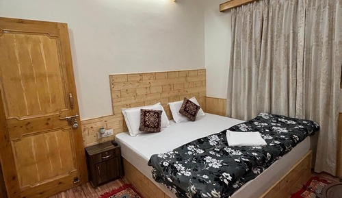 Luxury Room
