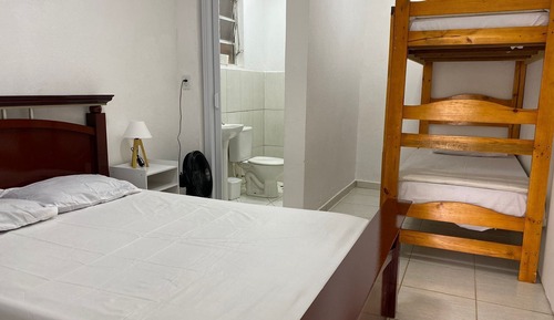 Habitación cuádruple familiar, vistas al jardín