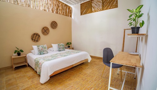 Habitación doble, 1 cama de matrimonio grande, vistas al jardín
