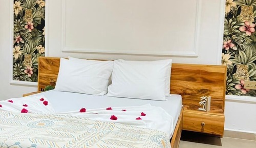 Habitación Deluxe con 1 cama doble o 2 individuales, vistas al jardín
