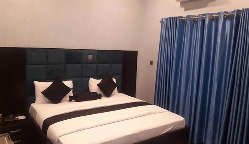 Apartamento económico, balcón, vistas a la ciudad