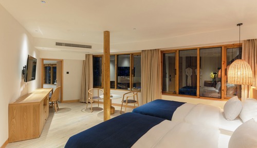 Habitación básica con 2 camas individuales, no fumadores, vistas a la montaña