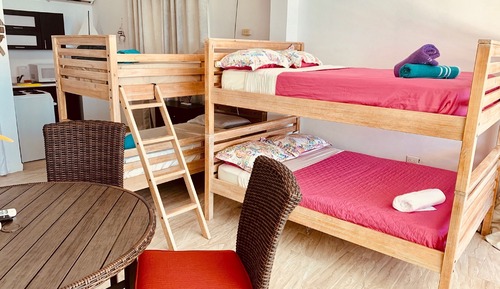 VA 102b Deluxe Ocean View Suite, 1 Full/Full & 1 Twin/Twin Size Bunk Beds,  Ocean Front Property