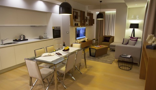 Apartamento Premium, 2 habitaciones, cocina, vistas a la ciudad