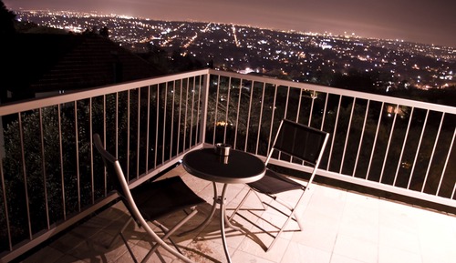 Estudio Business, 1 cama de matrimonio, cocina básica, vistas a la ciudad