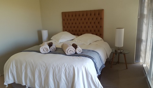 Apartamento ejecutivo, 1 cama de matrimonio, no fumadores, vistas a la ciudad
