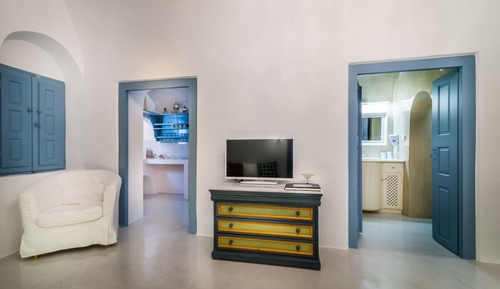 Suite (Master - Outdoor Private Jetted  Tub)