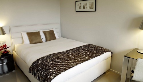 Studio Apartment Senior, Building 50