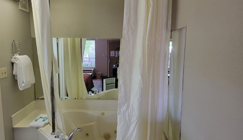 Habitación, 1 cama de matrimonio grande, fumadores, bañera de hidromasaje