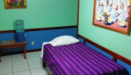 #11 & #12 King, Full Bed, Twin Bed Garden Suites